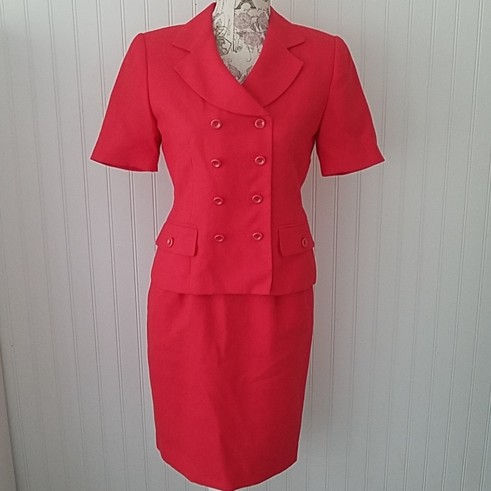 Kasper lipstick red skirt business suit 2p